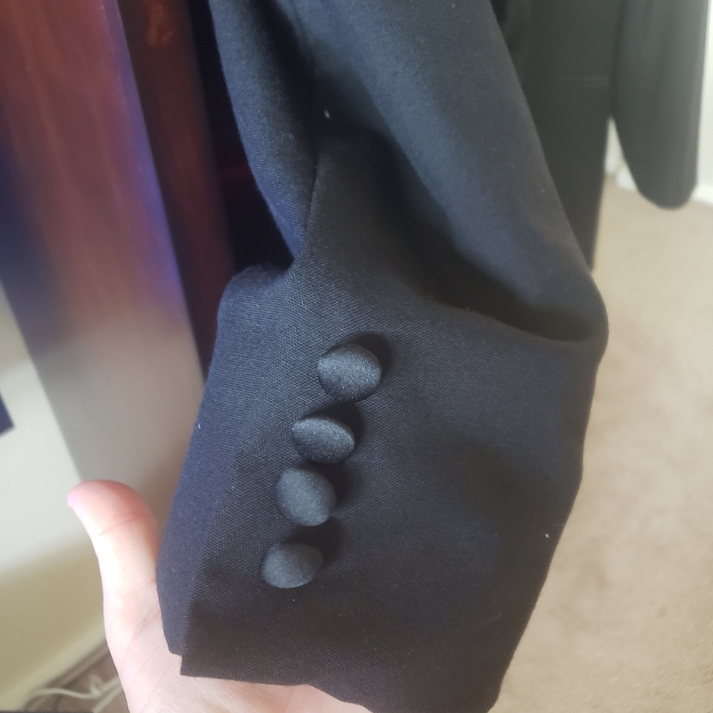 Single Breasted One Button Multiple Inside Pocket… - image 4